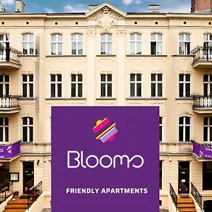  Apartahotel Blooms - Center By Friendly